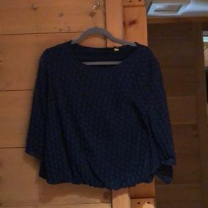 His is navy blue shirt with lace quarter sleeves!